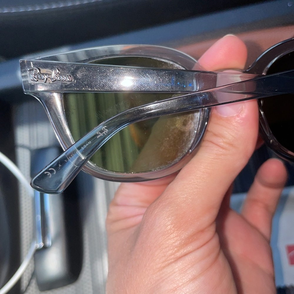 Ray-Bans - Picture 4 of 9